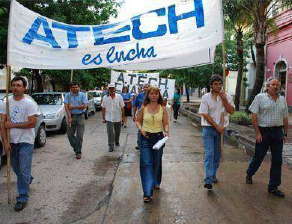 ATECH para jueves y viernes, y convoca a los docentes a movilizarse