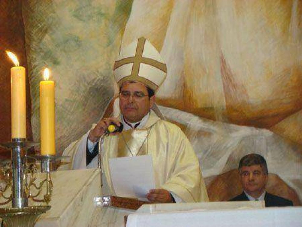 El Obispo de Quilmes organiza una misa contra la droga y el narcotrfico en el Cruce de Varela