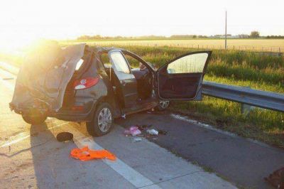 Muri� otro de los ocupantes del veh�culo que se accident� en la autopista C�rdoba � Rosario