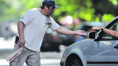 Proponen otorgar el estacionamiento alrededor del mundialista a entidades de bien p�blico