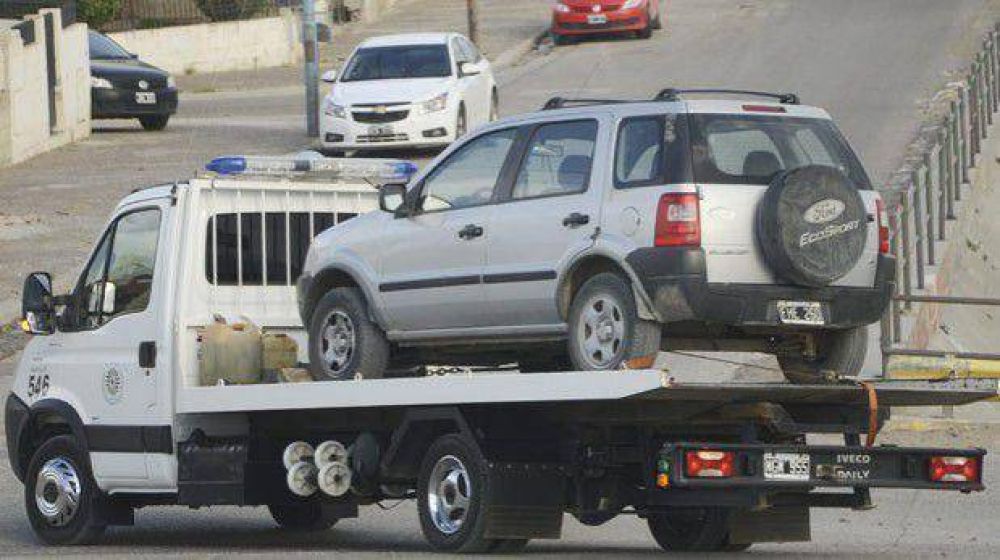 Por el homicidio de la portera buscan al Checho Flores