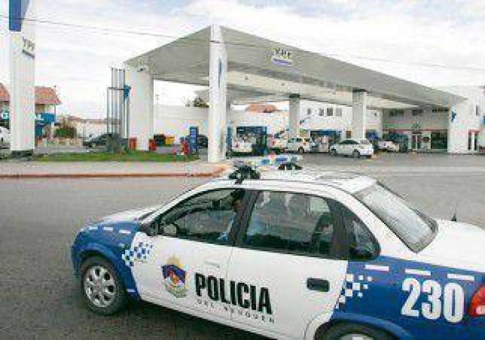 Boqueteros roban 450 mil pesos de una estaci�n YPF 