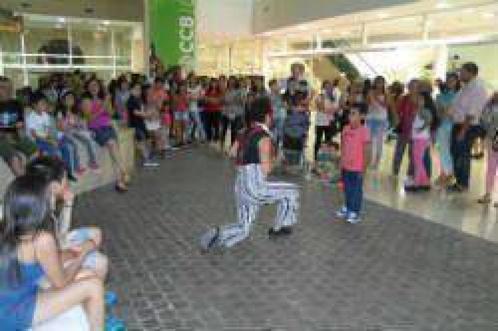 Con un gran �xito se concret� la Noche de los Museos en el CCB