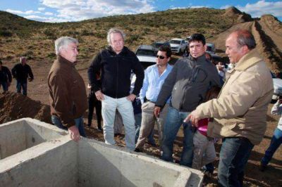 Peralta supervis� los �ltimos trabajos que se realizan en el acueducto de vinculaci�n