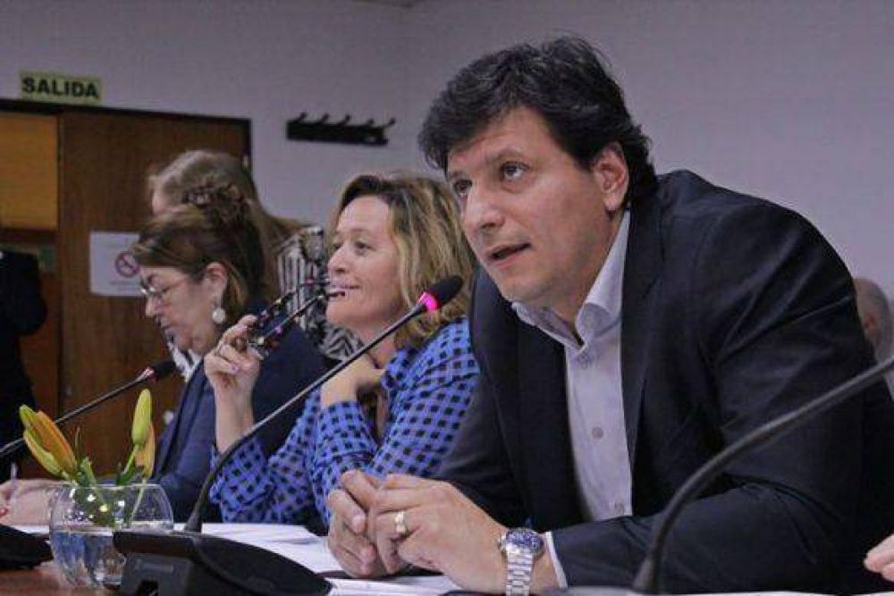 Diputados de la Naci�n aprob� proyecto de Gomez Bull