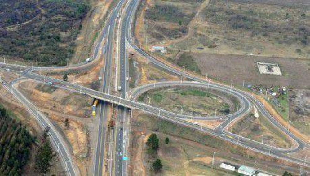Corrientes: Inauguran el martes pr�ximo un tramo de la autov�a 14