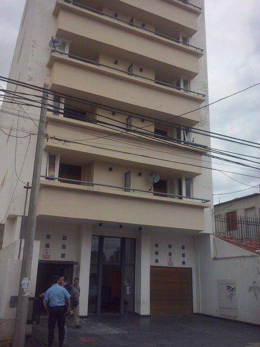 Apu�al� y prendi� fuego a su expareja porque lo �enga��