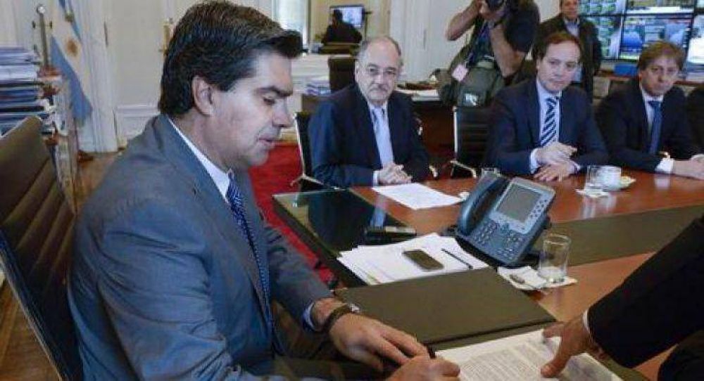 Segundo puente: Capitanich firm� inicio de estudios de factibilidad
