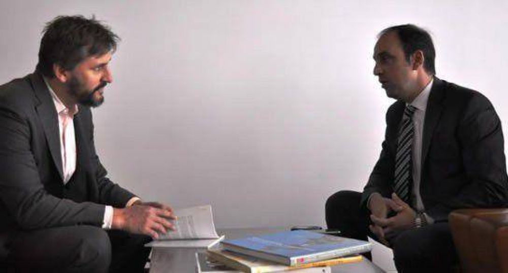 Corral se reuni� con el titular de la Fundaci�n Rockefeller