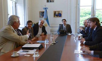 Firmaron convenio y los estudios para el segundo puente se har�n en diciembre