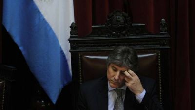 Senado: Boudou no zafa ni el d�a del cumplea�os