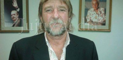 Para Rizzotti, la reforma de la Constituci�n provincial es �un manotazo de ahogado, uno de los �ltimos� del gobernador Eduardo Fellner