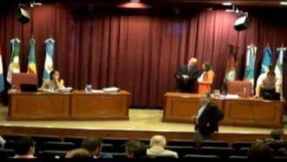 #AudienciaPeatonales: Un pedagogo denunci� que no hubo participaci�n del pueblo 