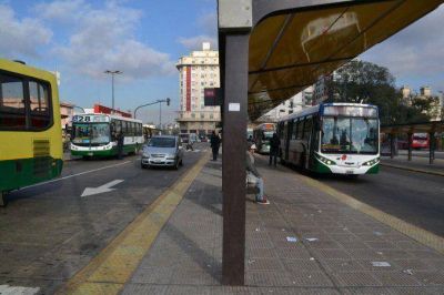 Sindicalistas del transporte llaman a un paro de 3 horas el pr�ximo jueves