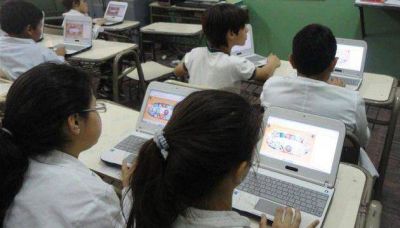 El Gobierno porte�o busca reducir la brecha digital en colegios estatales