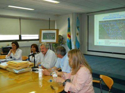 Avanza licitaci�n para llegar con red de agua a 2 de Abril
