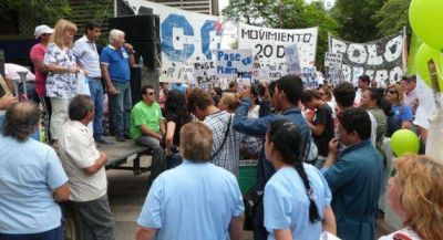 El paro nacional de la CTA se cumpli� con marchas y cortes