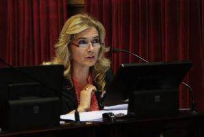 Para El�as de P�rez, el Gobierno tiene �una clara intenci�n� de colonizar el Poder Judicial