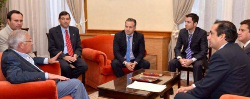 BUSCAN LA POSIBILIDAD DE ESTABLECER UN VUELO INTERNACIONAL QUE CONECTE JUJUY CON TARIJA