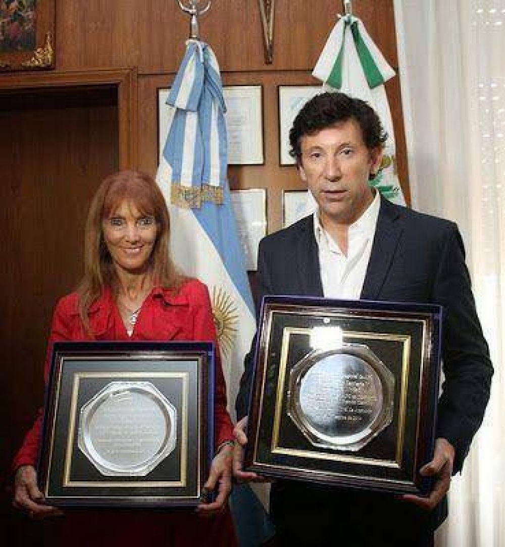 LA PROVINCIA PREMI� A SAN ISIDRO POR SU MODELO DE SALUD P�BLICA