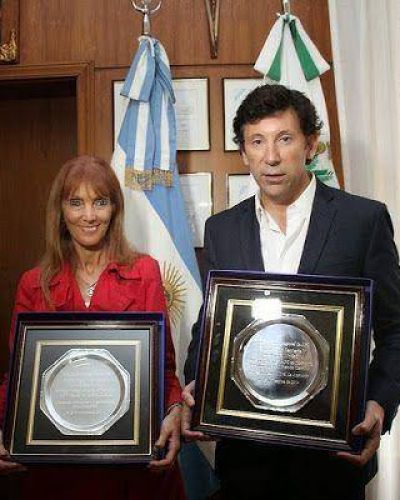 LA PROVINCIA PREMI� A SAN ISIDRO POR SU MODELO DE SALUD P�BLICA