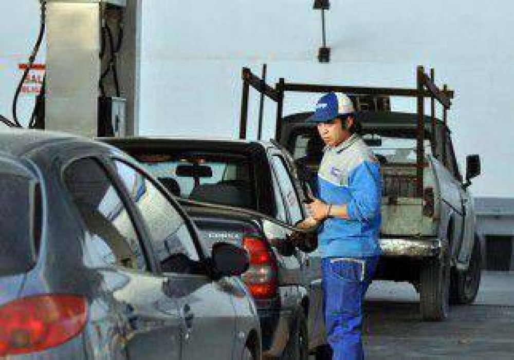 YPF pondr� un freno al precio de los combustibles 