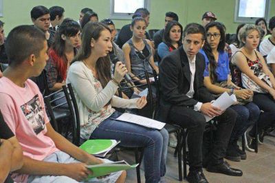 El intendente se reuni� con los integrantes del Concejo Deliberante Estudiantil