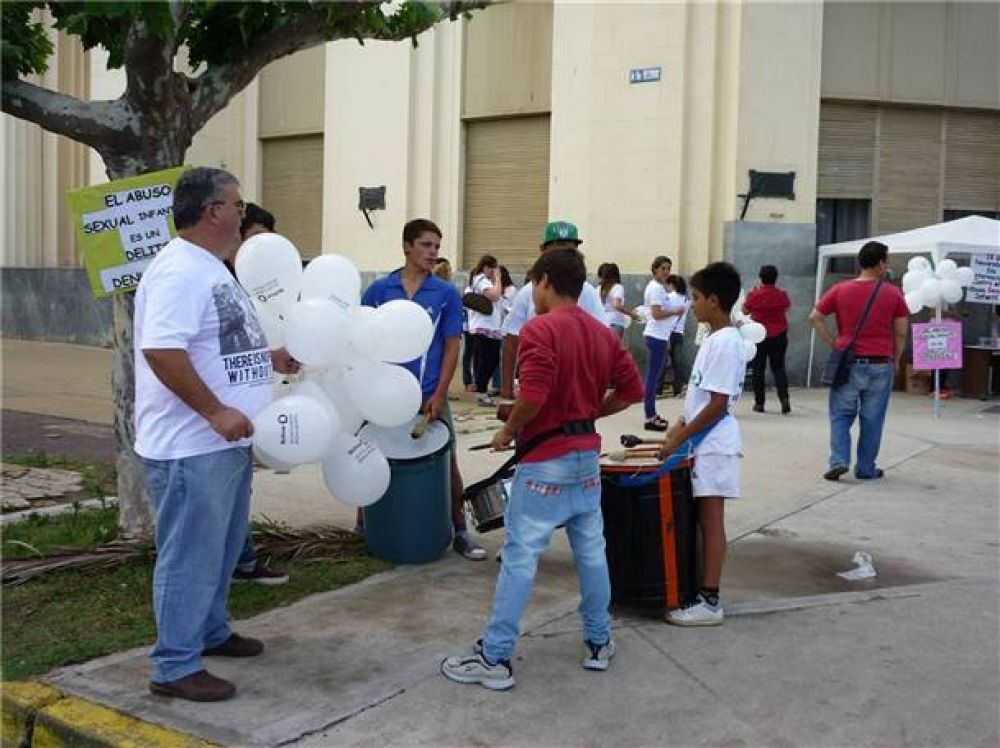 Bol�var contra el abuso sexual infantil
