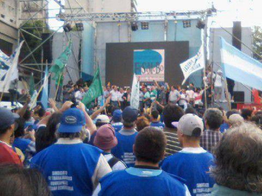 Se sancion� la ley de paritarias municipales en la Legislatura bonaerense 