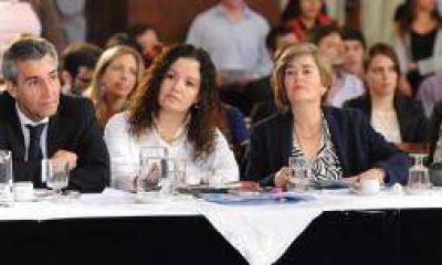 Pese a mostrarse ultra K, Tere Luna coquetea con un anti K