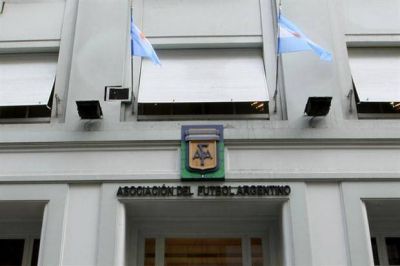 Cumbre para la definici�n del nuevo torneo: los clubes, AFA y el Gobierno se reunir�n este mediod�a