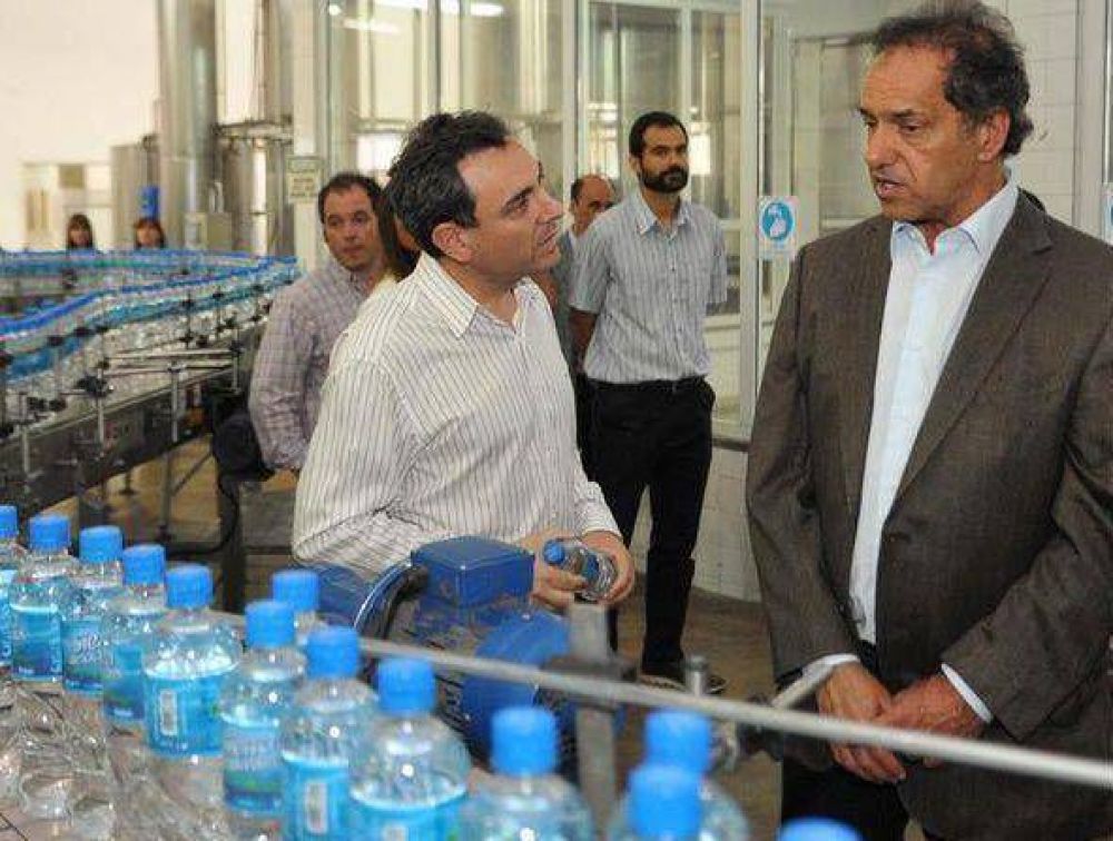 Scioli visit� la planta de Sierra de los Padres y anunci� una �gran� temporada
