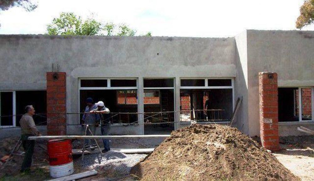 Avanza la construcci�n del edificio municipal en Balneario Reta