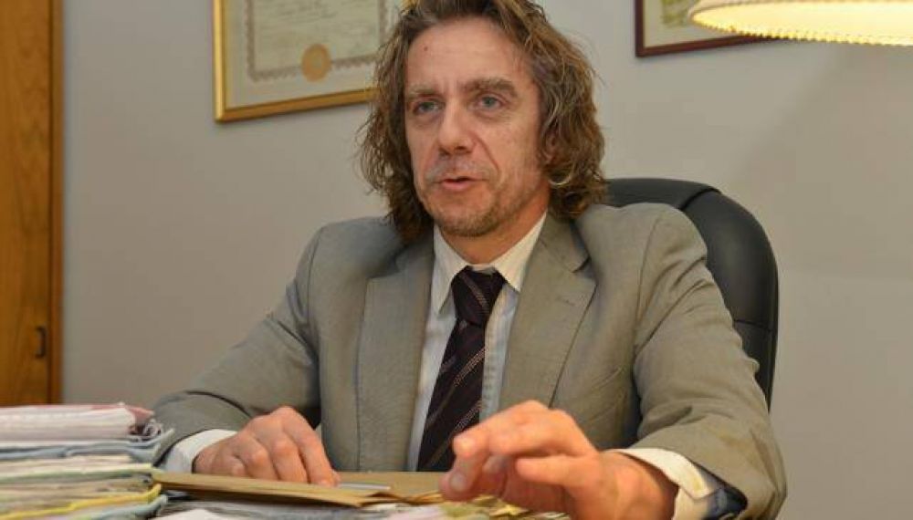 Investigan megaestafa con predios de la Costanera