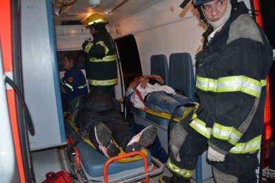 Choc� y volc� en Z�rate un micro que se dirig�a a Villaguay: hay 40 heridos