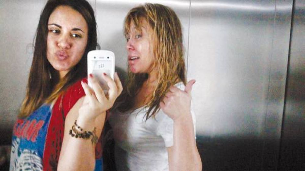 Por su grave estado, a�n no pueden operar a la hija de la esteticista