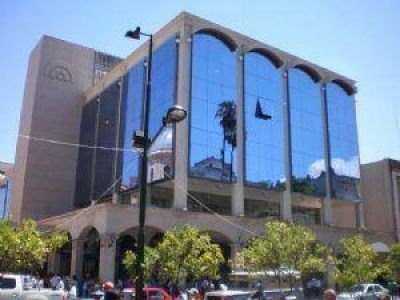 Empleados municipales de capital cobran ma�ana la primera cuota de los $2.250