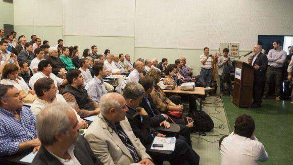 L�pez: �Podemos planificar un Tucum�n al 2030 porque hemos crecido mucho�