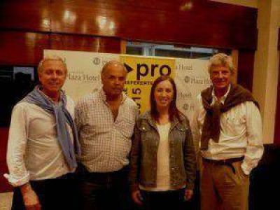 Lo que qued� de la reuni�n PRO en San Nicol�s.