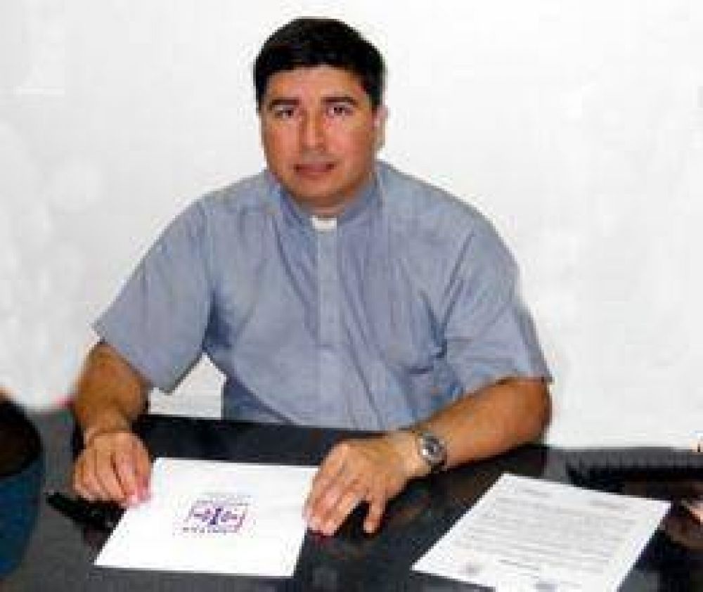 Falleci� p�rroco de Luj�n en siniestro vial  