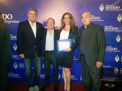 Pallares se llev� nuevamente el premio �Comunas�