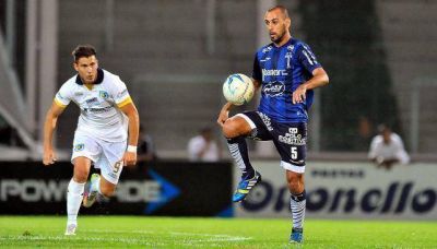 Talleres empat� con Tiro Federal en el Kempes y se clasific� a semifinales