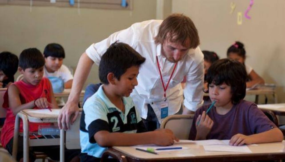 �Ense�� por Argentina� busca cordobeses para la educaci�n
