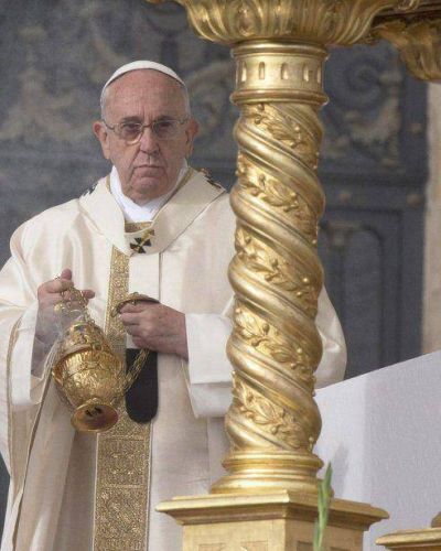 El Papa advirti� a los curas que sean pastores para no ser 