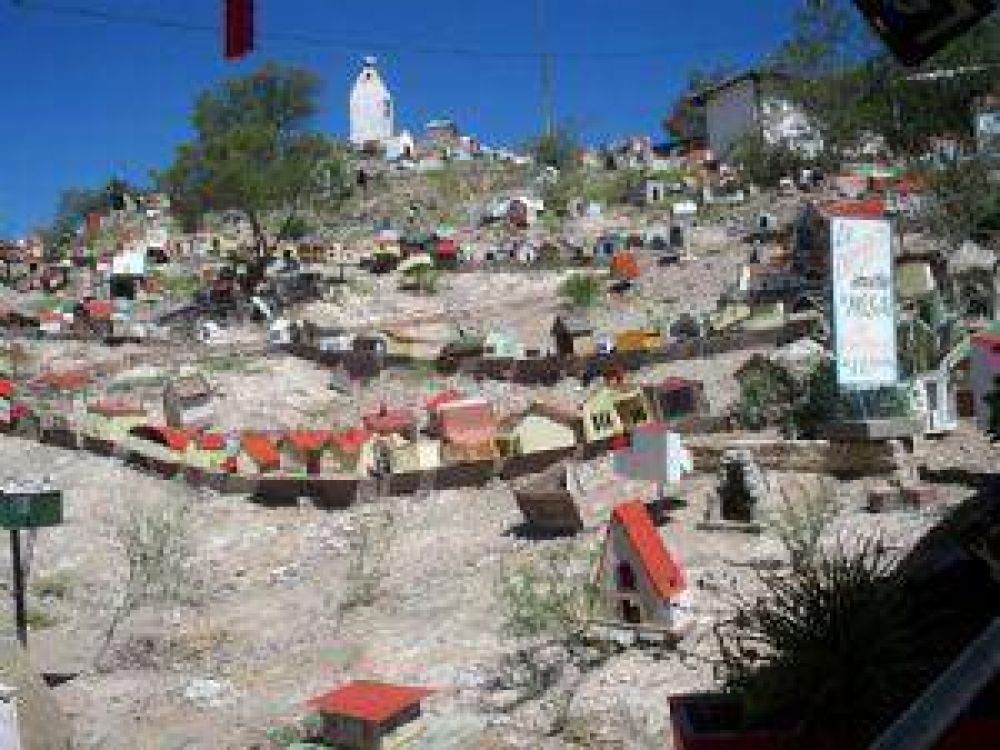 Invirtieron $250.000 en mejoras del paraje Difunta Correa