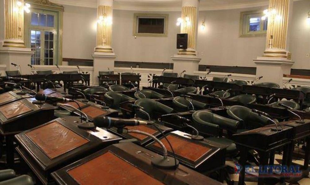 En el Senado esperan por Vaz Torres y se alista una sesi�n especial para el viernes
