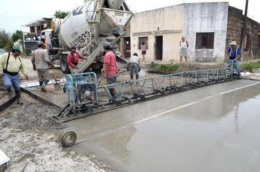 El Municipio extiende pavimentaci�n y servicios b�sicos en el barrio San Jos�