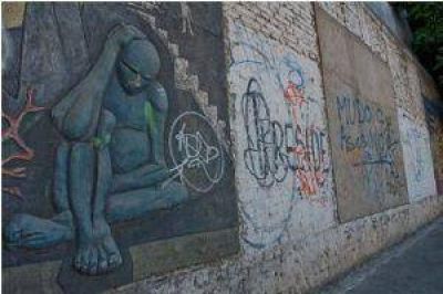 El vandalismo y la desidia arruinaron obras de artes callejeras