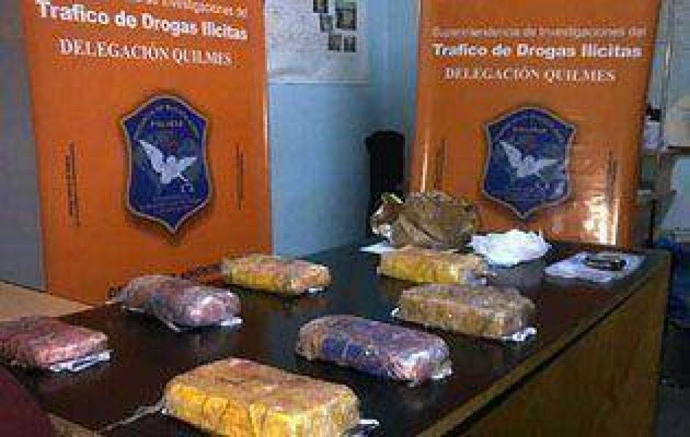 Desbarataron una banda narco en Lan�s y Avellaneda
