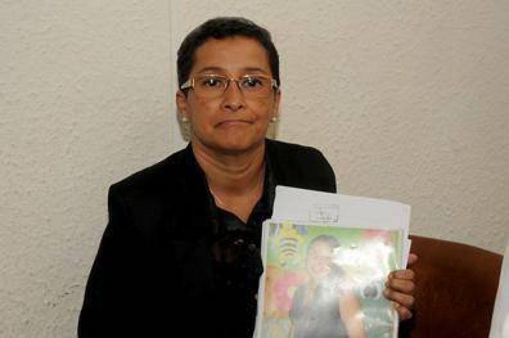 El grito de doscientas sillas vac�as